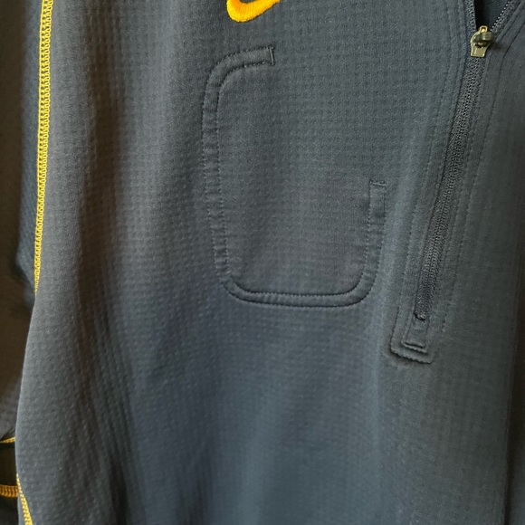 Mens M Nike West Virginia WVU quarter zip. In great condition! - Picture 5 of 7